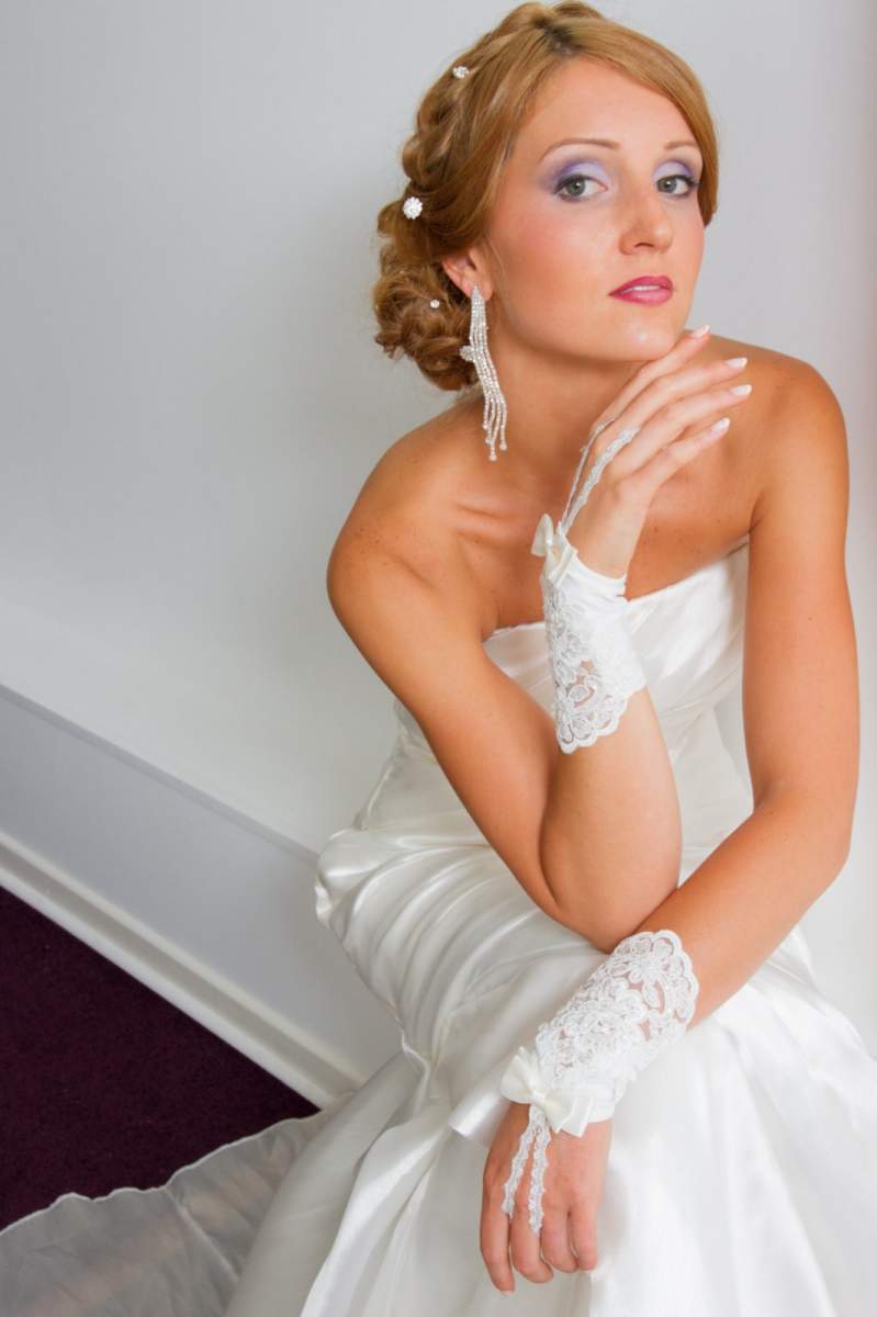 Votre boutique Mariage Harmonya à Toulouse vous présente sa collection d'accessoire